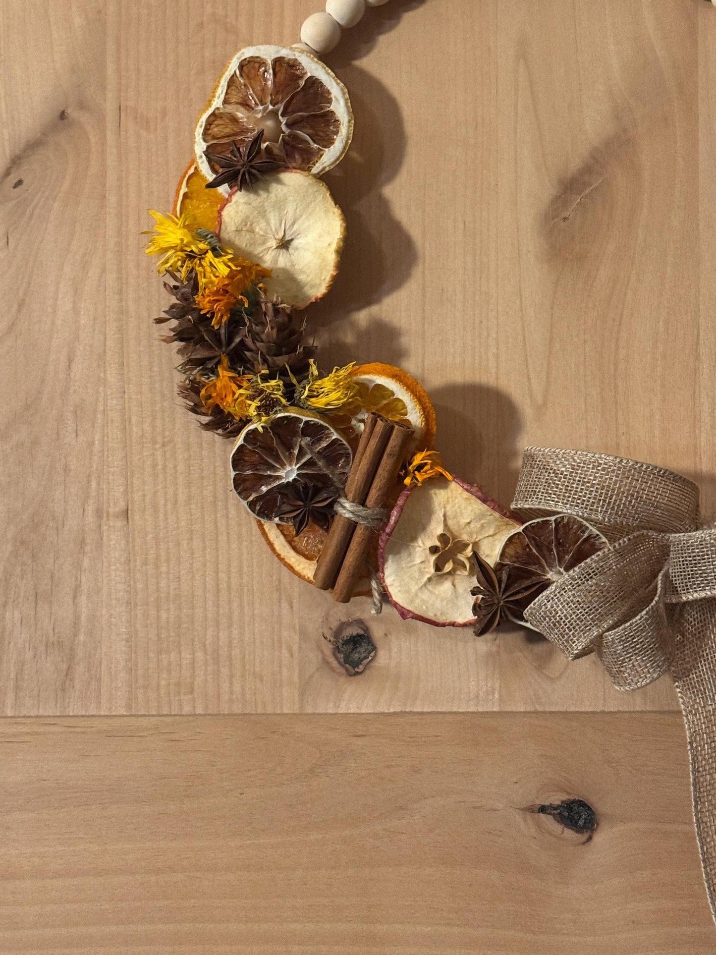 Organic Fall Wreath: Rustic Autumn Decor with Dried Citrus & Pinecones